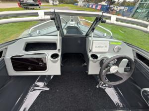 Quintrex 430 Fishabout (NEW B65637)