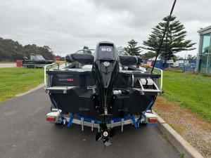 Quintrex 430 Fishabout (NEW B65637)