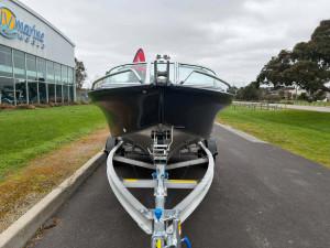 Quintrex 430 Fishabout (NEW B65637)