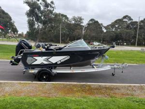 Quintrex 430 Fishabout (NEW B65637)