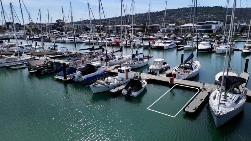 11m Freehold Marina Berth For Sale B5022 - Hidden Harbour Marina