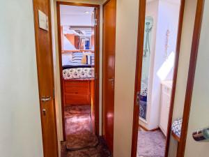 ​​​​​​​1998 Viking 60 Motor Yacht