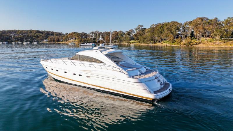 2004 Princess V65 Sports Cruiser