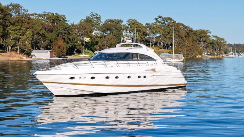 2004 Princess V65 Sports Cruiser