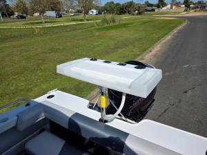 519 Searunner SE Stacer, 115hp Mercury four stroke Command thrust & 1400kg alloy drive on trailer