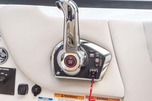 2027 Sea Ray SDX 250 OB