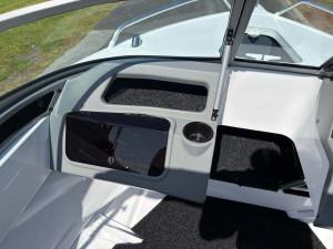 Quintrex 430 Fishabout (NEW B65711)