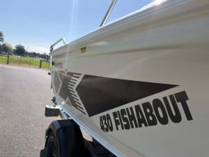 Quintrex 430 Fishabout (NEW B65711)