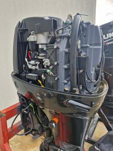 2015 Suzuki Twin DF115 outboard motors