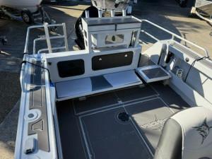 Formosa 635 Centre Cab 2025 Model Pro Deck
