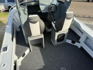 Formosa 595 Centre Cab Pro Deck