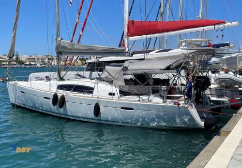 Carousel 1 of Beneteau Oceanis 40