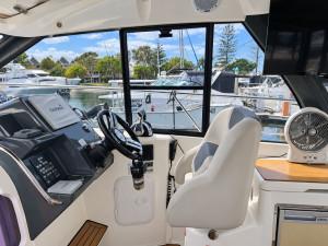 2017 Bavaria S33 HT 