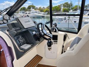 2017 Bavaria S33 HT 