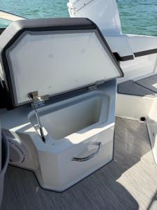 2023 Cobalt R4 Outboard