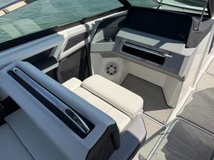 2023 Cobalt R4 Outboard