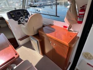 2012 BENETEAU ANTARES 8.80 OUTBOARD