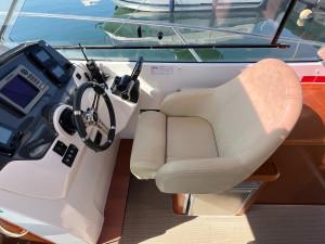 2012 BENETEAU ANTARES 8.80 OUTBOARD