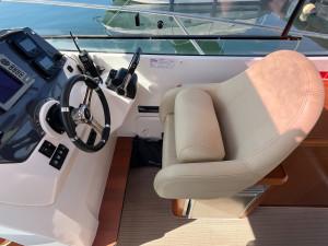 2012 BENETEAU ANTARES 8.80 OUTBOARD