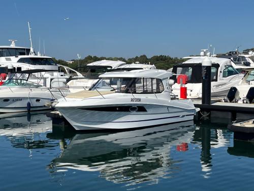 Carousel 3 of 2012 BENETEAU ANTARES 8.80 OUTBOARD