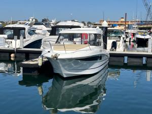 2012 BENETEAU ANTARES 8.80 OUTBOARD