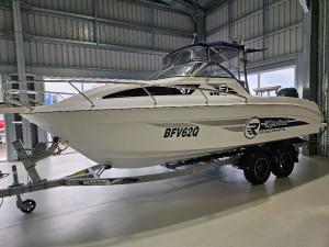 2022 Revival R640 Sports Yamaha F175 Only 95 Hours Dunbier Trailer Fully Optioned