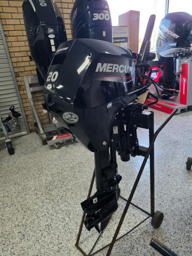 20hp Mercury four stroke, elec start & pwr tilt 28 hours