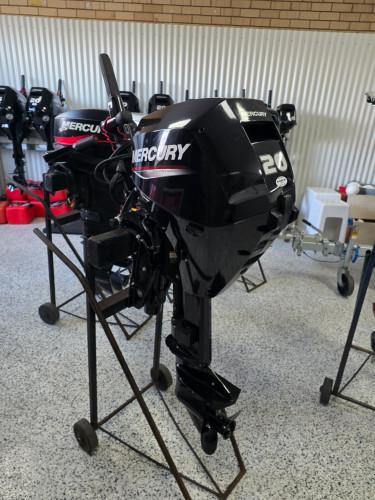 Carousel 2 of 20hp Mercury four stroke, elec start & pwr tilt 28 hours