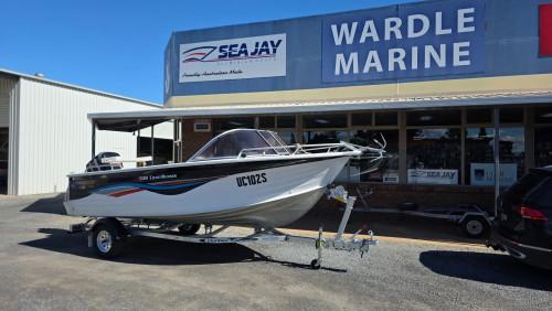 Carousel 2 of Quintrex 530 Coast Runner 2005 90hp 2 Stroke