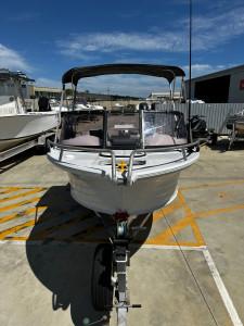 Used 2001 Quintrex 475 Bayhunter Caprice runabout