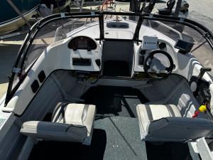 Used 2001 Quintrex 475 Bayhunter Caprice runabout