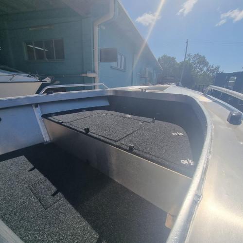 Carousel 2 of STACER 4.49 OUTLAW SIDE CONSOLE