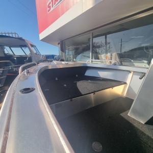 STACER 4.69 OUTLAW SIDE CONSOLE REVOLUTION HULL