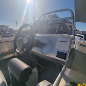 STACER 4.69 OUTLAW SIDE CONSOLE REVOLUTION HULL