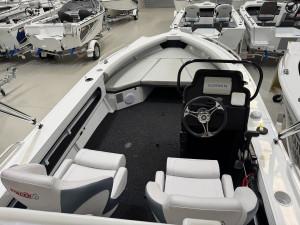 Stacer 519 Crossfire SE Side Console Suzuki DF115 2026 Model