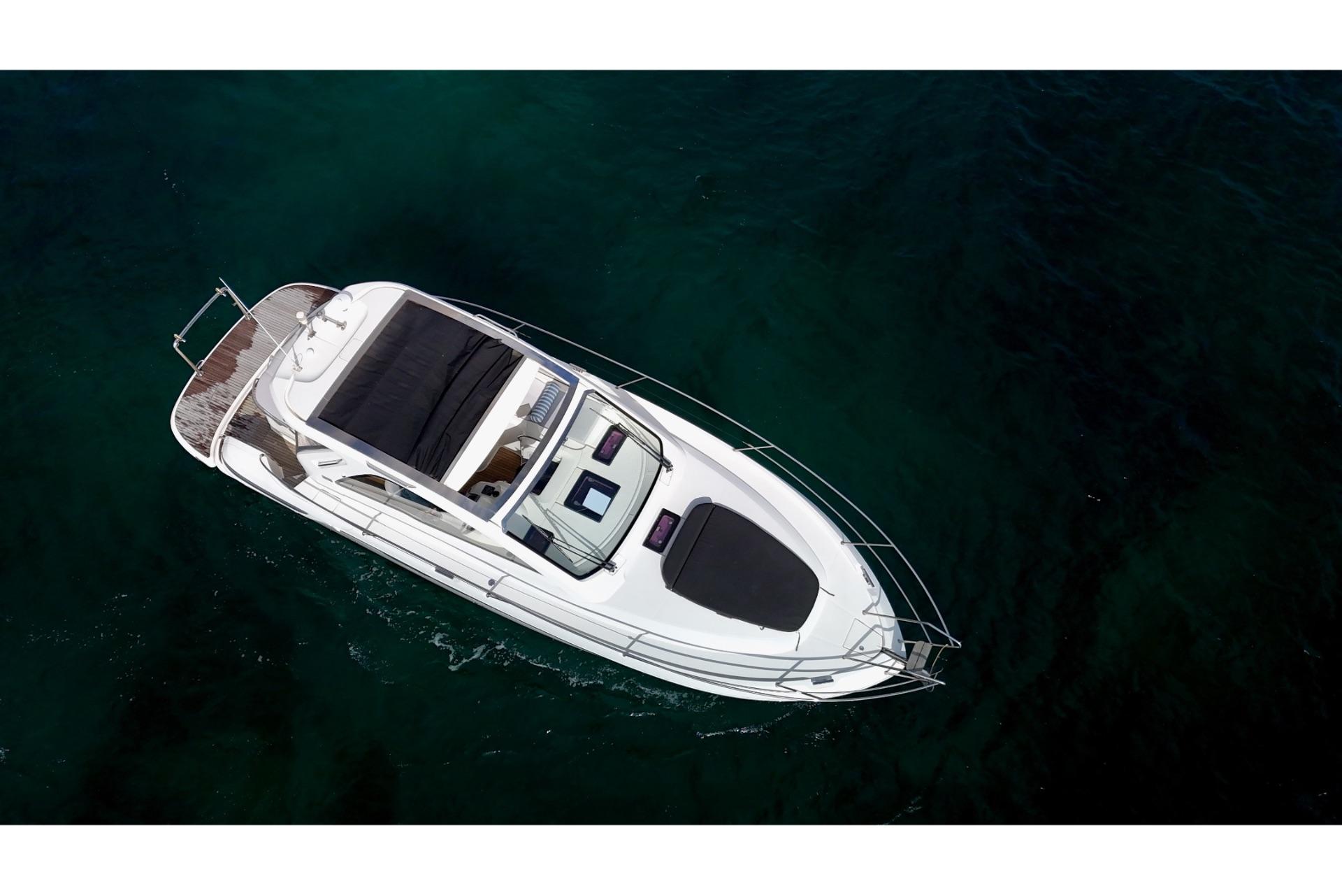 2013 Bavaria 35 Sport Hard Top