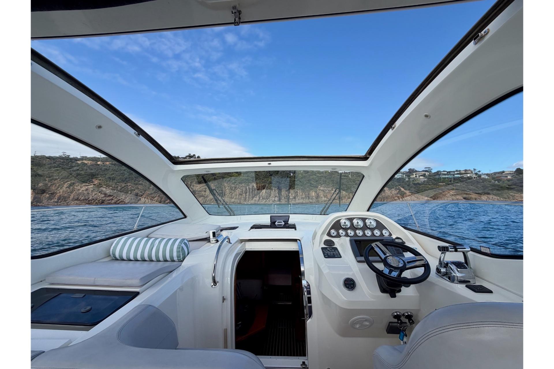 2013 Bavaria 35 Sport Hard Top