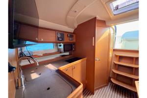 2013 Bavaria 35 Sport Hard Top