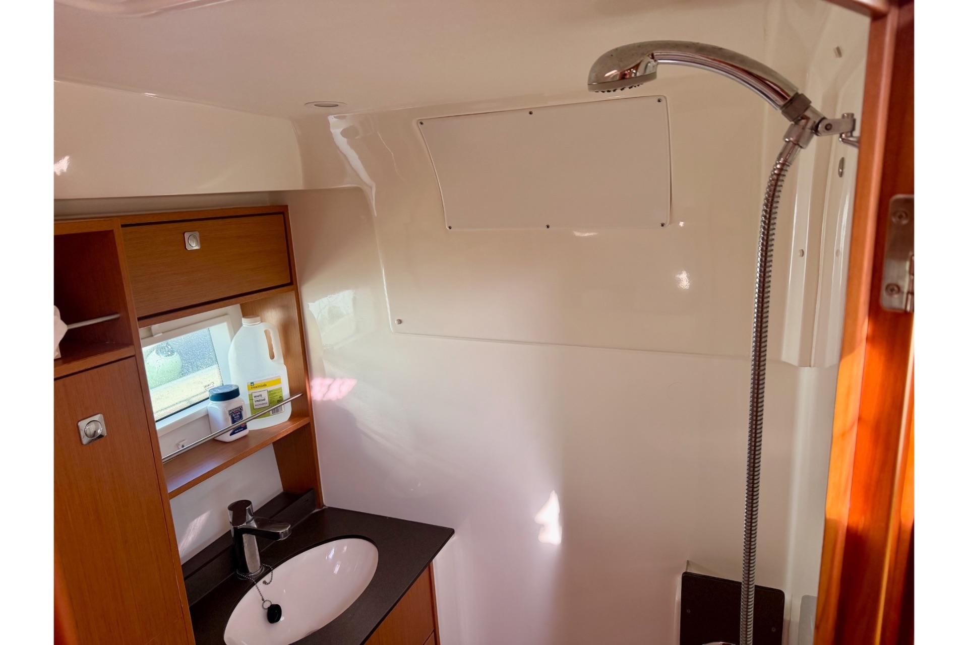 2013 Bavaria 35 Sport Hard Top