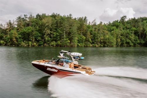 Carousel 3 of Malibu M230