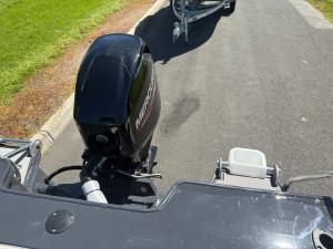 Quintrex 430 Fishabout (NEW B65681)