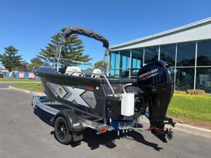 Quintrex 430 Fishabout (NEW B65681)