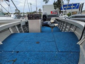 2009 Sea Jay 420 Side Console 2026 Mercury 40HP EFI 5 Hours New Alloy Trailer **Balance of National Mercury Manufacturer warranty until 07/2032 **New Alloy railer **Sensational Value