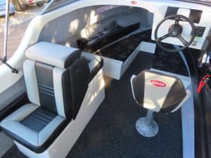 Fi-Glass Dominator, 