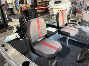 Stacer 429 Outlaw Side Console