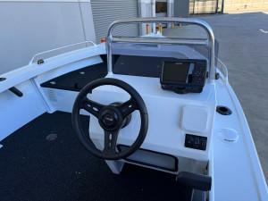 Stacer 429 Outlaw Side Console Suzuki DF50 2027 Model