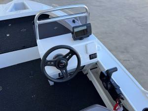 Stacer 429 Outlaw Side Console Suzuki DF50 2027 Model