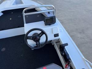 Stacer 429 Outlaw Side Console Suzuki DF50 2027 Model