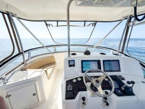 2007 MUSTANG M37 FLYBRIDGE 