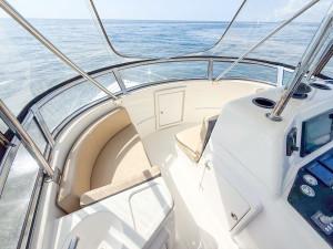 2007 MUSTANG M37 FLYBRIDGE 